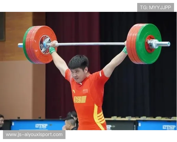 举重训练营注重青少年体质培养，举重训练什么
