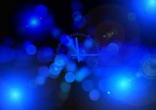 爱游戏app-英超球队融合AI心率追踪模型动态调整球员出场时间，英超新人